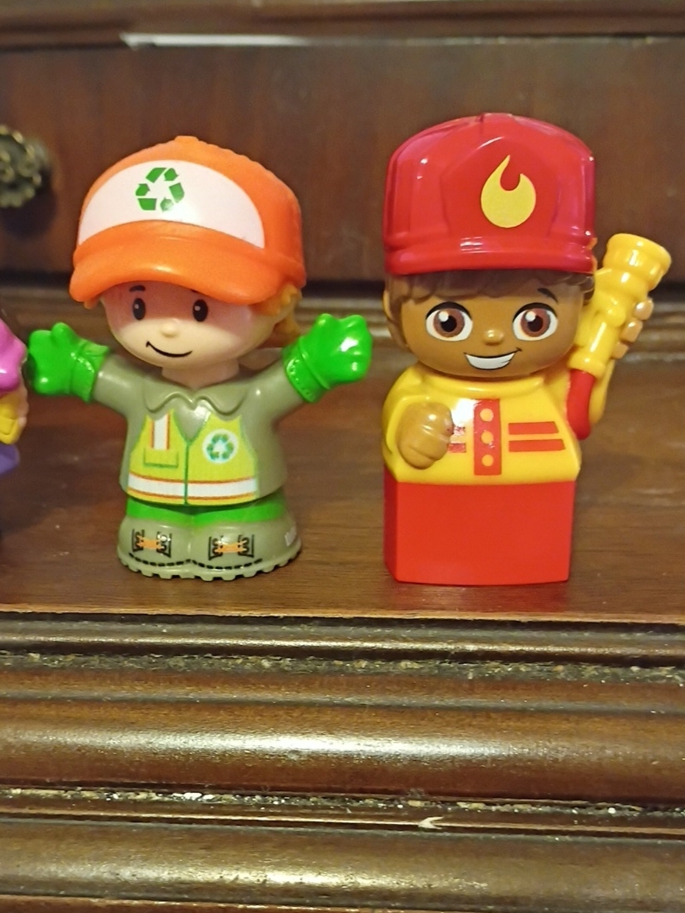 Fisher-Price Little People Assorted Characters - Multi-Color Set - Picture 6 of 8